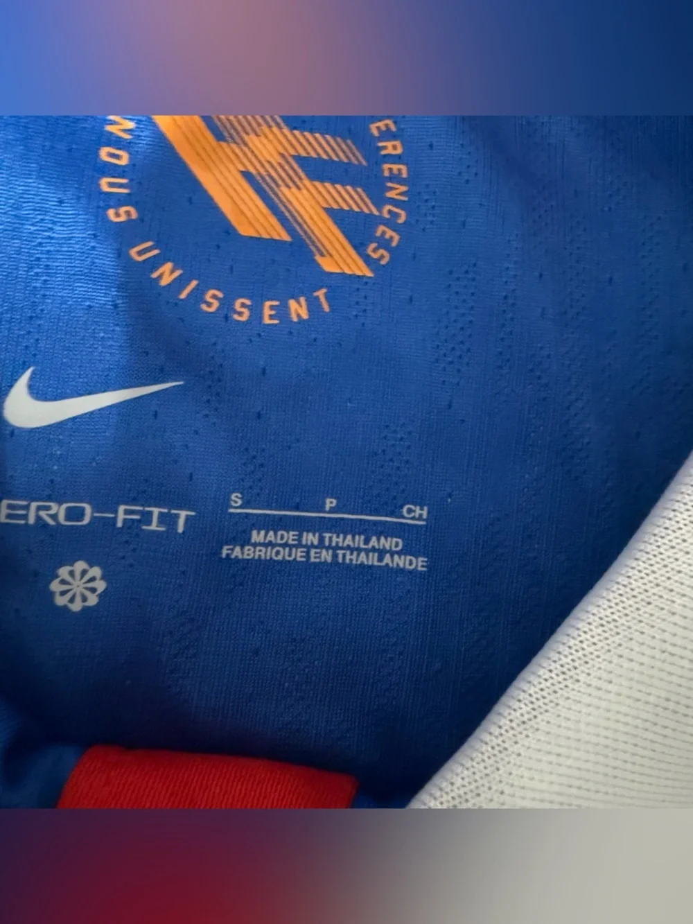 France 2026 World Cup SALIBA Jersey - Picture 4 of 4